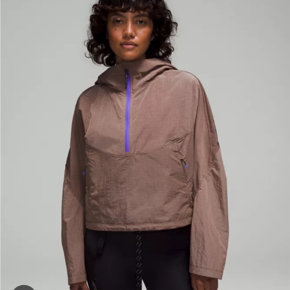 Lululemon Cinch-Back Half-Zip Hiking Pullover